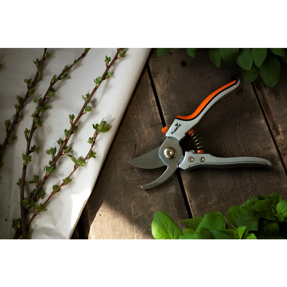 Фото 5 Секатор садовый Plantic 18462 усиленный ø15 мм Фото 5 Секатор садовый Plantic 18462 усиленный ø15 мм