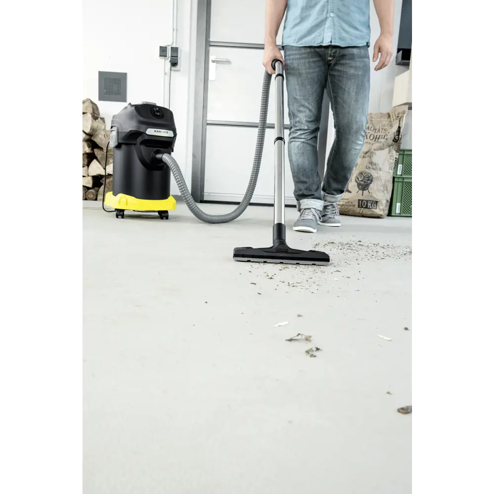 Фото 18 Пылесос для мусора и золы Karcher AD 4 Premium 17 л, 600 Вт Фото 18 Пылесос для мусора и золы Karcher AD 4 Premium 17 л, 600 Вт