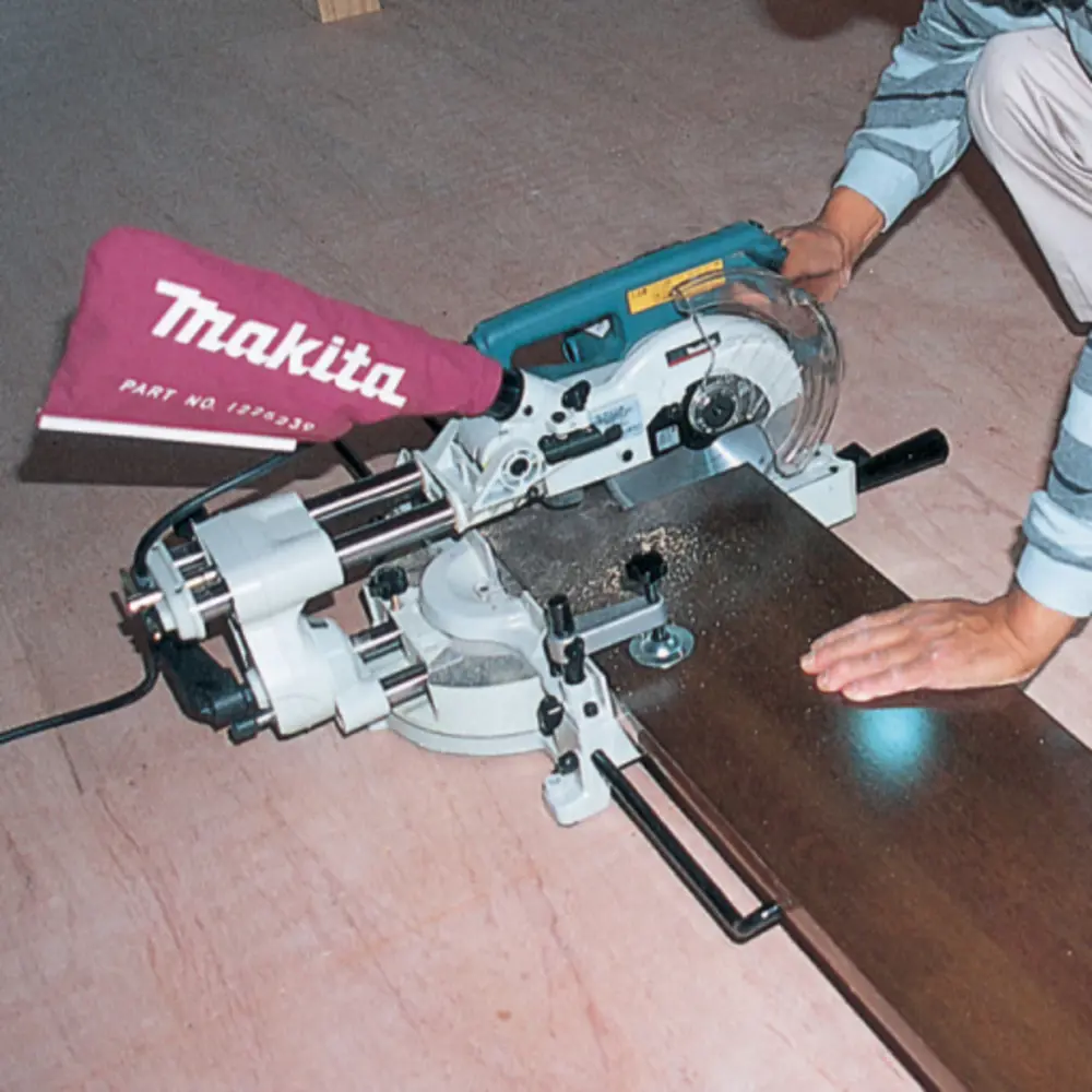 Фото 4 Пила торцовочная Makita LS0714N, 1010 Вт, 185 мм Фото 4 Пила торцовочная Makita LS0714N, 1010 Вт, 185 мм