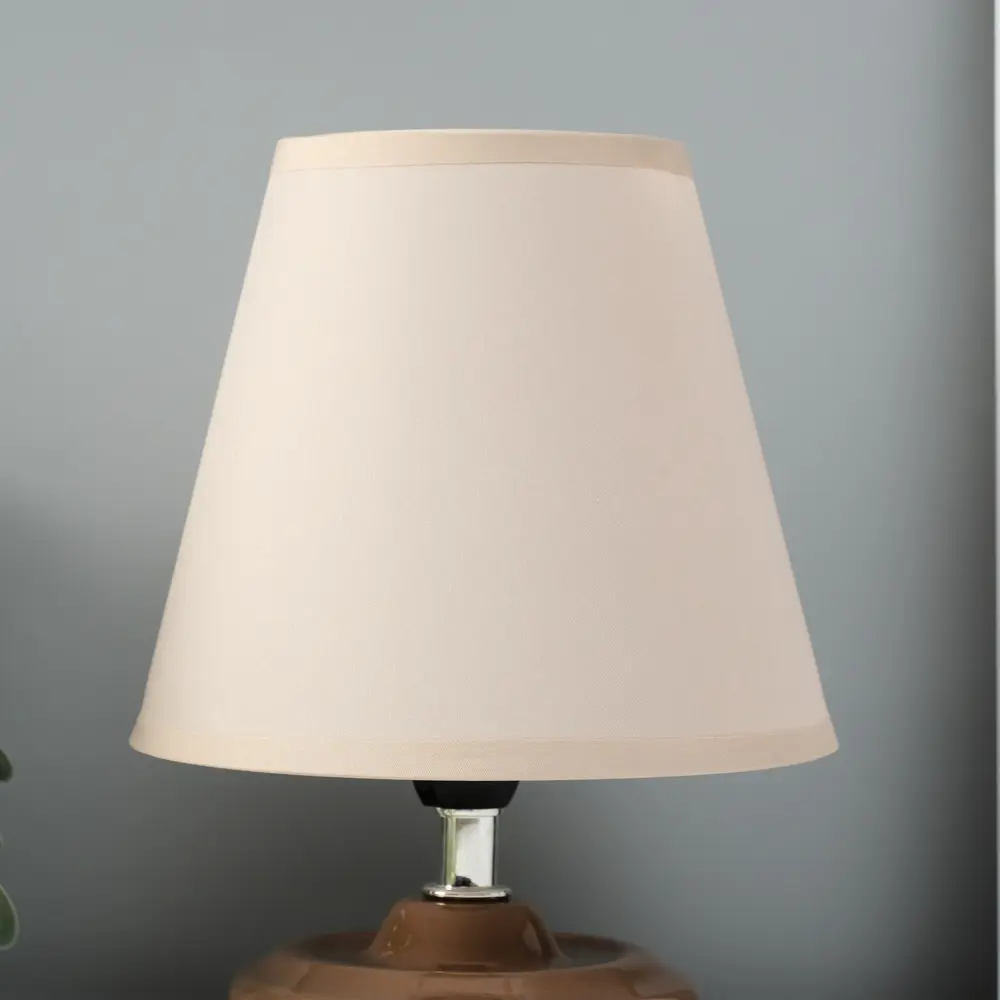 Фото 4 Настольная лампа Risalux 10683212 цвет белый Фото 4 Настольная лампа Risalux 10683212 цвет белый