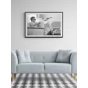 Постер Просто Постер Стив Маккуин с пистолетом 50x70 в раме Металл