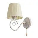 Настенный светильник BAYERLUX F761TT-532 цвет белый