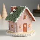 Фигура декоративная Пряничный домик серый с зелёной крышей 9488436 Simaland 11.5 см цвет розовый