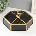 Шкатулка "Золотой олень" многогранник чёрная 20x17.5x11.2 см 99327