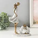 Сувенир "Мама и сын на прогулке с собакой" 16x7.5x24 см