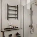 Полотенцесушитель электрический Bauedge Hotel Gun Grey П4 400x600 мм 110 Вт лесенка цвет темно-серый металлик