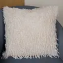 Подушка Перья 45x45 см цвет кремовый