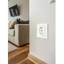 Розетка встраиваемая Arte milano SET06-1-40-1.white с заземлением и шторками цвет белый