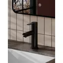 Смеситель для раковины Agger A3102144 однорычажный цвет черный матовый