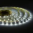 Светодиодная лента для подсветки рабочей зоны Apeyron SMD2835 12В 8 мм 5м 8 Вт/м 60диод/м 1000 лм/м 6500 К холодный свет