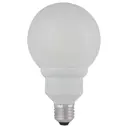 Лампа энергосберегающая Osram сфера E27 15 Вт 820 Лм свет тёплый белый