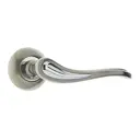 Ручки дверные на розетке Inspire Sophie, цинк, цвет бронза/хром