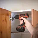 Дрель-шуруповерт аккумуляторная Black&Decker BDCDD12B-QW, 10.8 В Li-Ion 2x1.5 Ач