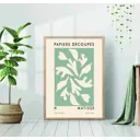 Постер 28 картин "Анри матисс рисунок белые лепестки на сером фоне" 70x50 см, в подарочном тубусе без рамы