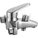 Смеситель для ванны D-lin D130460-8 с душевой лейкой однорычажный цвет хром