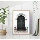 Постер 28 картин "Винтажная дверь. Реставрация" 40x50 см, в подарочном тубусе без рамы