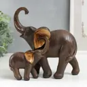 Фигурка "Слон африканский коричневый со слонёнком" золотые ушки 17.5x17.5x8 см