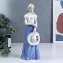 Сувенир интерьерный "Девушка со шляпкой" 30x9.5x11 см