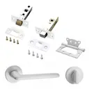 Комплект для межкомнатной двери Paulinidor ручки 546-06 slim + защелка 5-45PL + завертка AL 06 slim + задвижка BK45 + петли б/врезки 2 шт белый