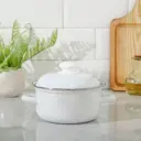 Кастрюля 1.5 л с крышкой Лысьвенские эмали 4262824 эмалированная сталь цвет белый