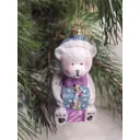 Елочная игрушка Медведь Магия праздника NY12 11 см х 5 см белый