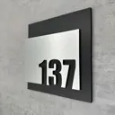 Цифры на дверь квартиры Бестмедиа самоклеящиеся №137 15x12 см царапанное серебро