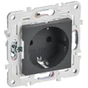 Розетка встраиваемая Iek Skandy SK-R14-16-K48 с заземлением и шторками цвет титан