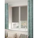 Рулонная штора Блэкаут сильвер Domlegrand 47x175 цвет серый