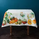 Скатерть на стол Myatashop Тыквы прямоугольная 155x155 см цвет белый