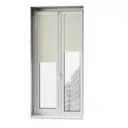 Рулонная штора блэкаут Унистайл RKRBLBEZ036185, 36x185 см, цвет бежевый