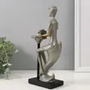 Сувенир полистоун Парень с букетом в ожидании девушки бронза с патиной 115х6х26 см 10325836