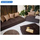Диван детский Miella Lora Short 80x23x200 см велюр цвет коричневый с золотистыми подушками