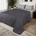 Покрывало Lovelife Striped 200x210 см полиэстер цвет черный, белый