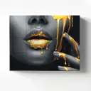 Картина без обрамления Postermarket "Модель Золото 3" 40x50 см