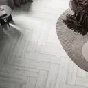 Глазурованный керамогранит Interio 21.8x89.8 см 1.174 м² матовый цвет светло-серый