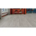 Ламинат KREAFORTA Дуб Мюлен 33 класс толщина 8 мм с фаской 2.131 м²