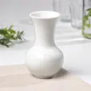 Ваза Добрушский фарфоровый завод Белье голубка фарфор цвет бежевый 11 см