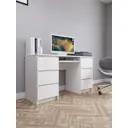 Стол письменный Дсв мебель Мори 45936 135.4x77x50 см ЛДСП цвет белый