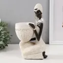Декоративный предмет Сима-ленд Африканка сидит с плетёным кашпо