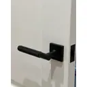 Ручка дверная межкомнатная Itaros Нардо 500003 чёрная в полном комплекте