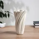 Ваза Сима-ленд Алойз виток керамика цвет белый 24 см