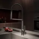 Смеситель для кухни Vincea VKF-118GM гибкий излив 27.2 см цвет вороненая сталь