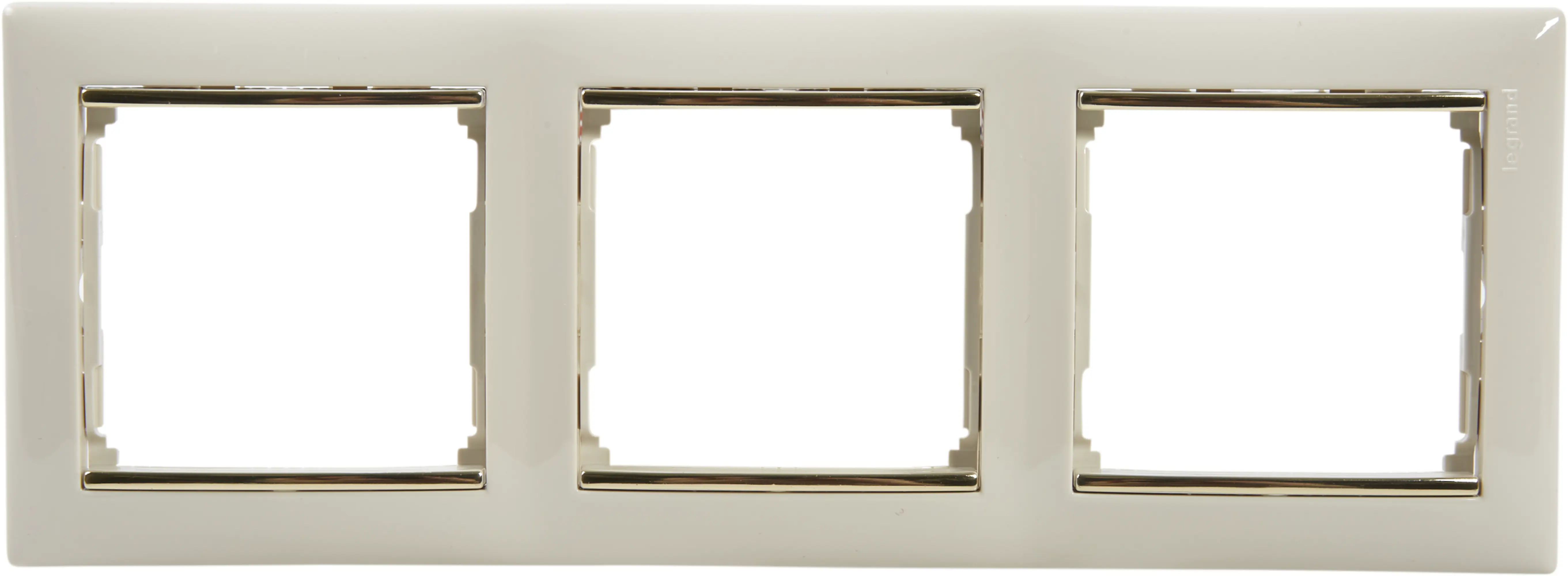 Изображение товара Рамка для розеток и выключателей Legrand Valena 3 поста, цвет слоновая кость/золотой шёлк