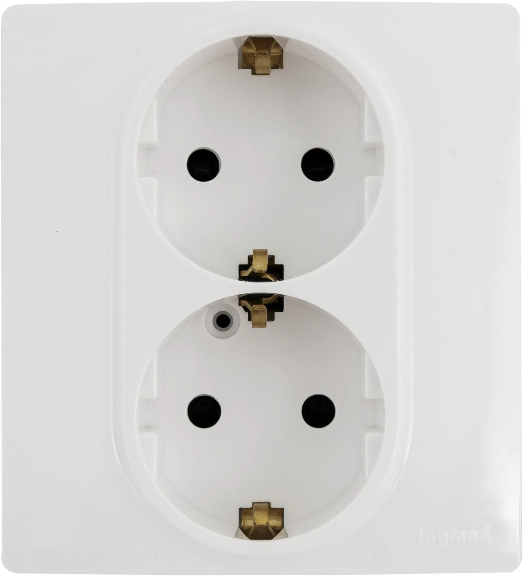 Изображение товара Розетка двойная с заземлением Legrand Etika встраиваемая белая IP20 16А