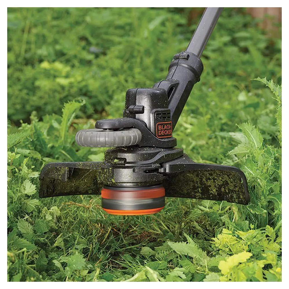 Изображение товара Триммер аккумуляторный Black + Decker STC1820EPC-QW 18 В АКБ и ЗУ в комплекте