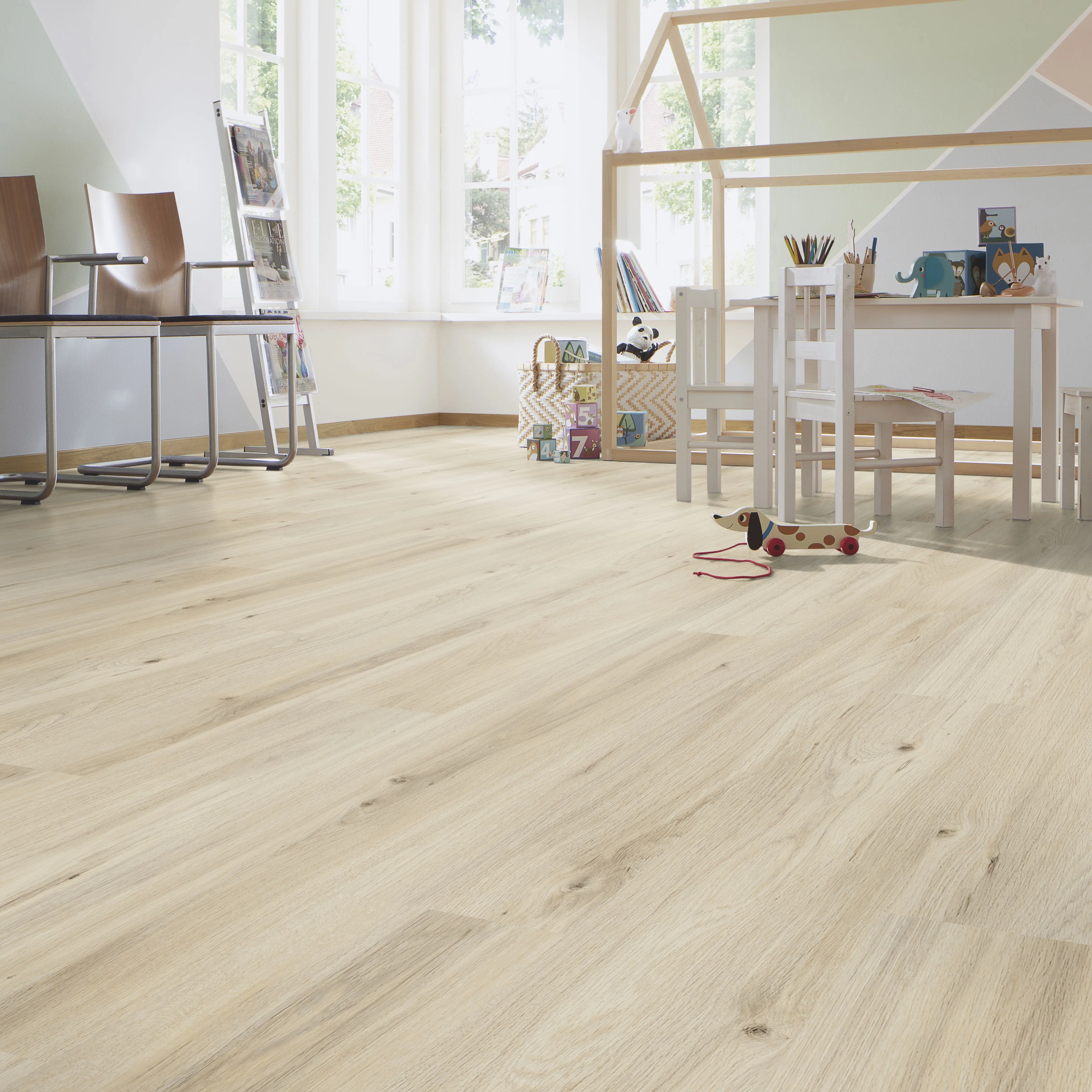 Изображение товара Ламинат Дуб антарес 33 класс 8 мм 2.131 м² Германия структурированный поверхность