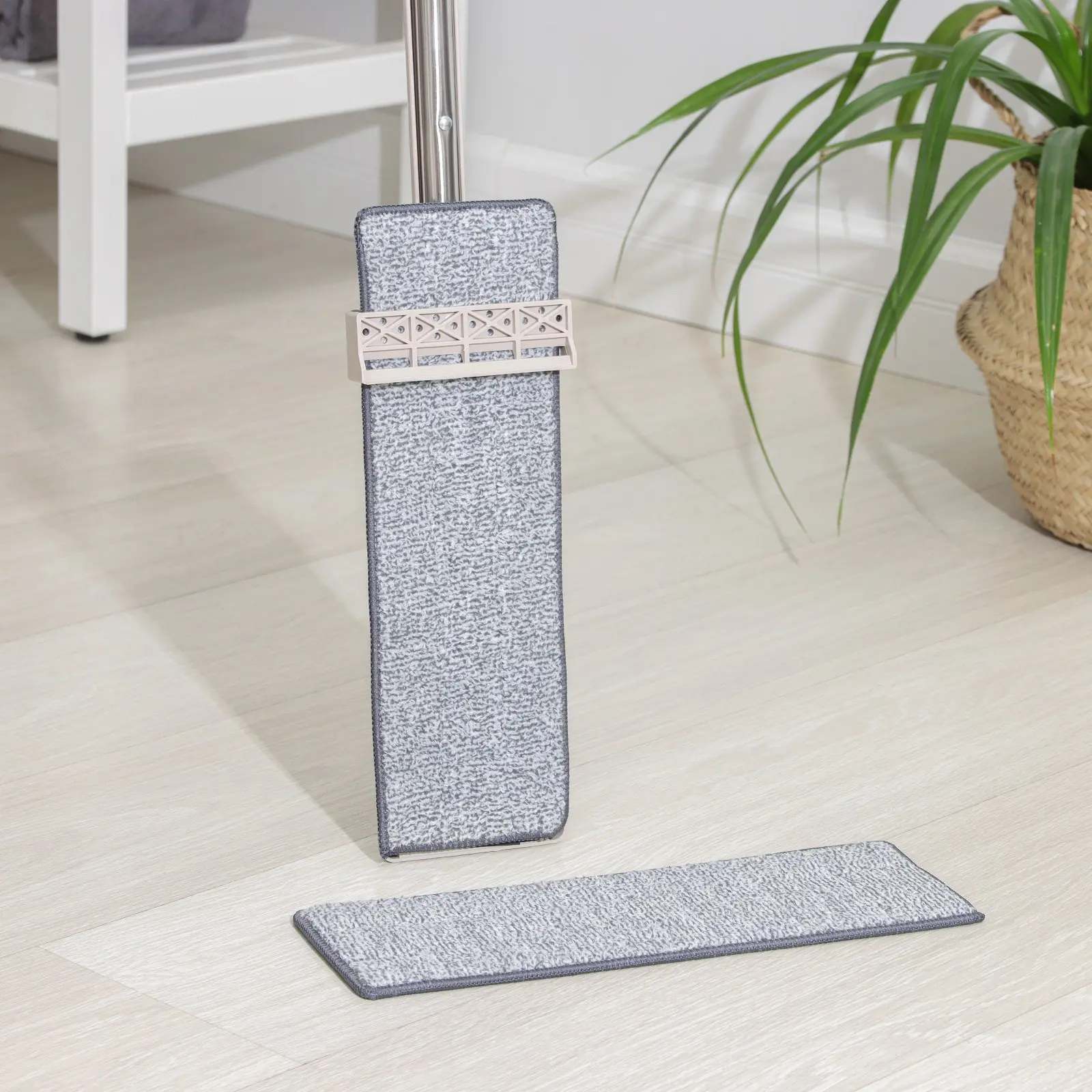 Изображение товара Швабра Доляна 9043980 32 см