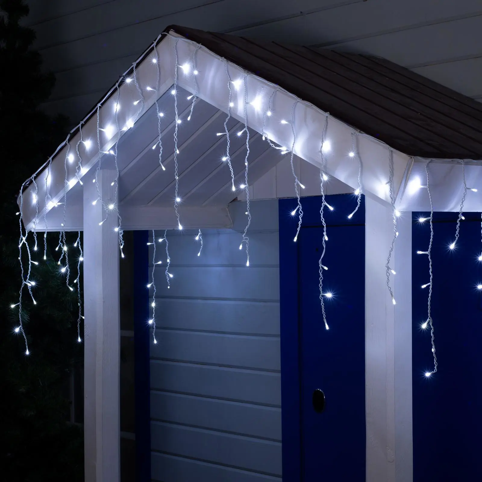 Изображение товара Электрогирлянда универсальная Luazon lighting 3584221 бахрома 4x4 м 180 ламп холодный белый 1 режим работы