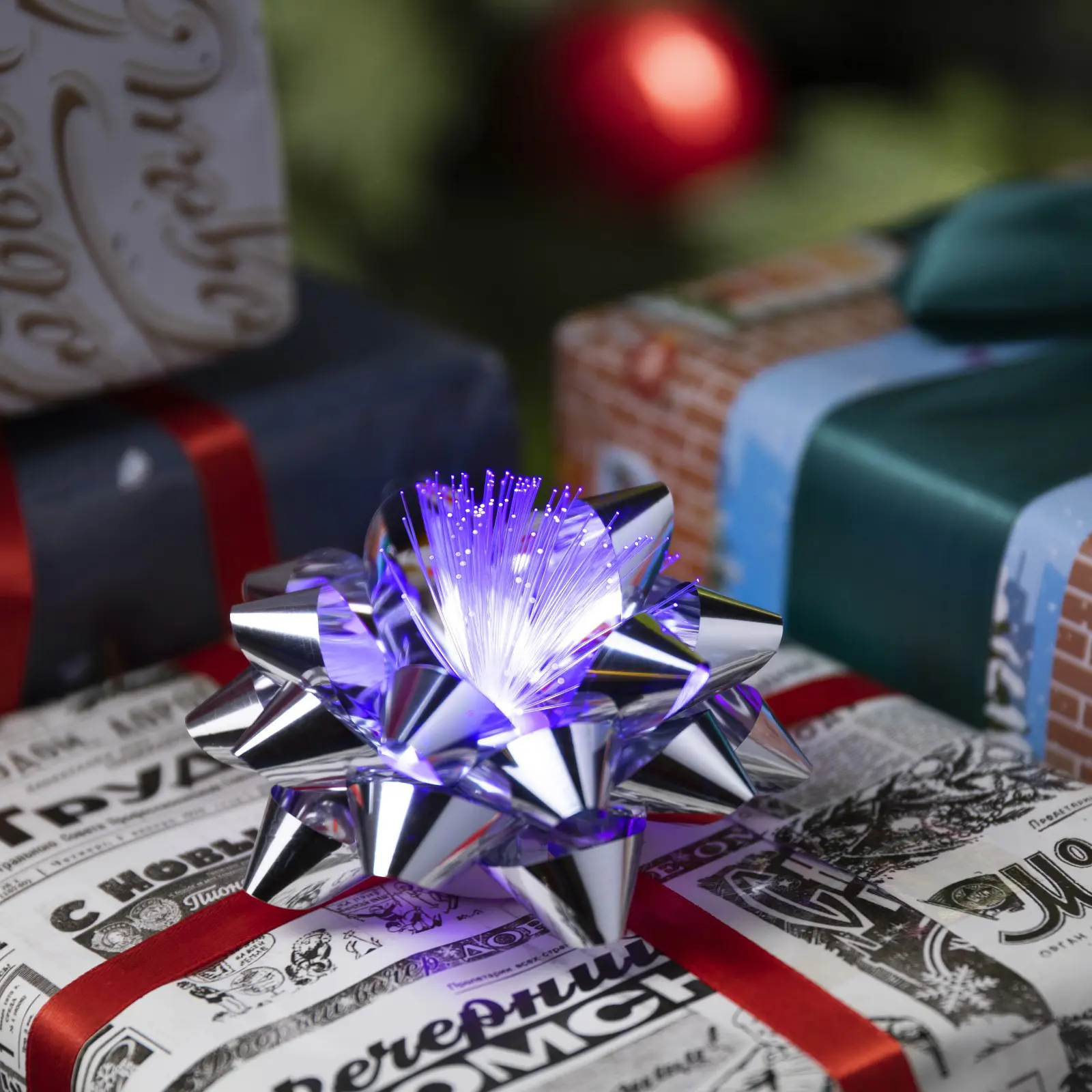 Изображение товара Светящаяся электрическая фигура Бант-звезда для дома Luazon lighting 1 ламп h 6 см серый/серебристый