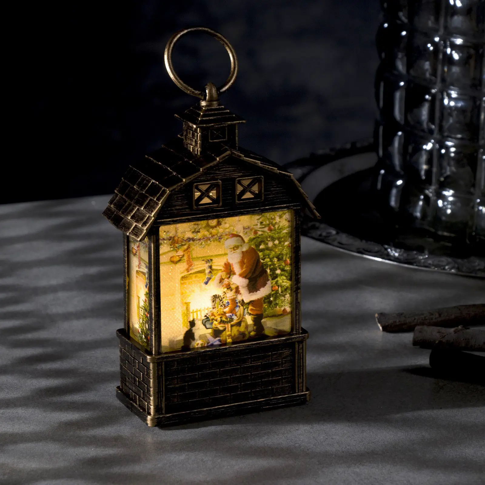 Изображение товара Светящаяся электрическая фигура Дед мороз с подарками для дома Luazon lighting 1 ламп h 14 см оранжевый/медный